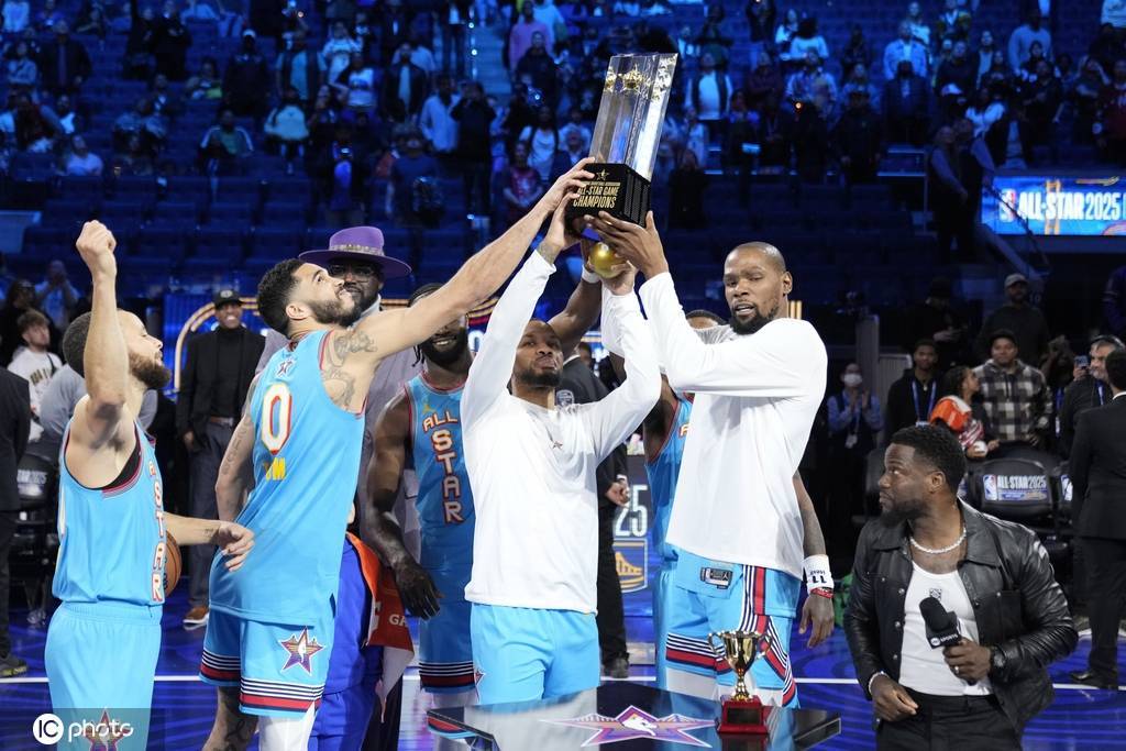 曝NBA正考虑改制全明星 将采取美国队VS国际队形式