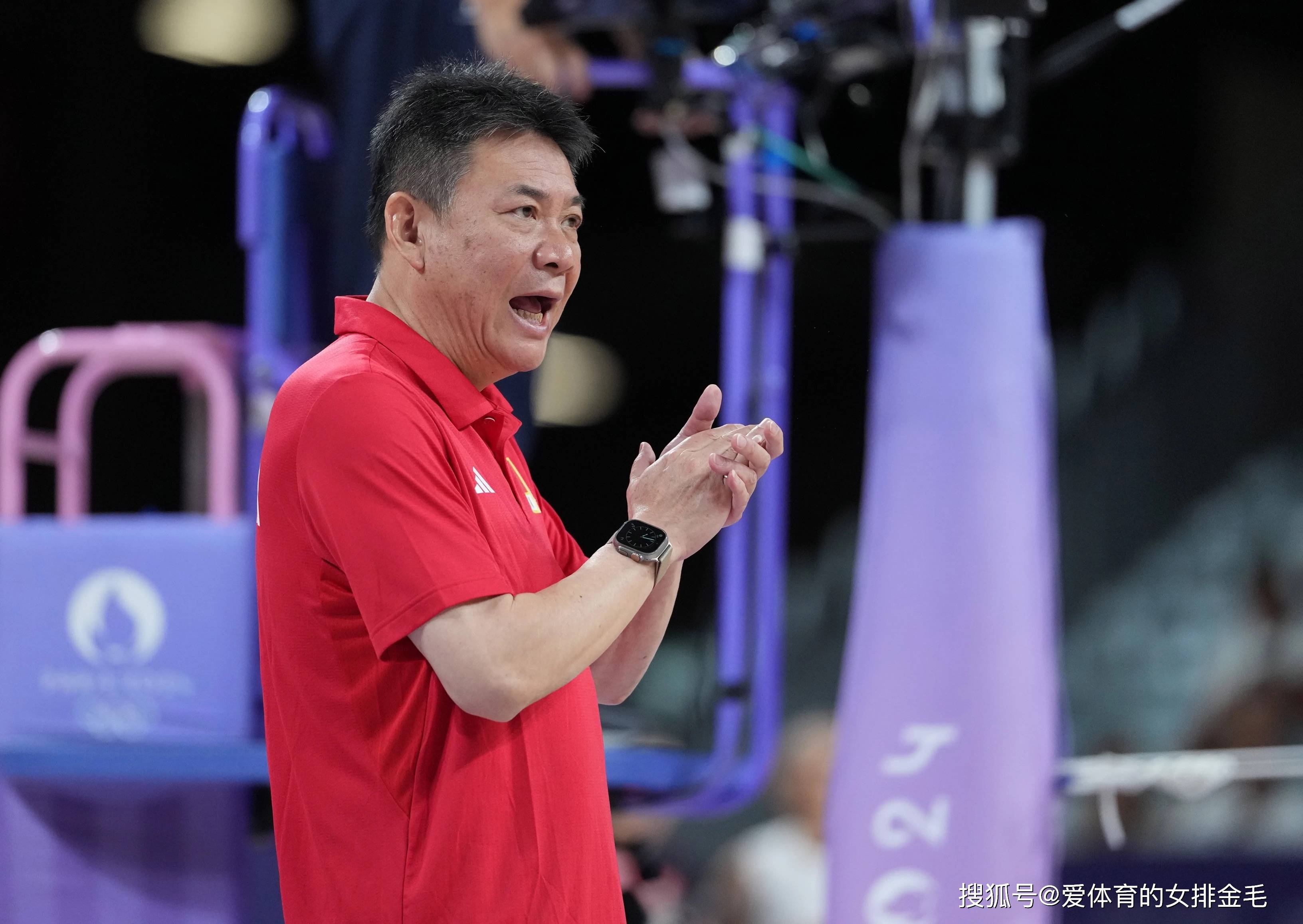 意甲联赛朱婷数据出色但却被排协甩锅！好好看看桑塔雷利怎么用她