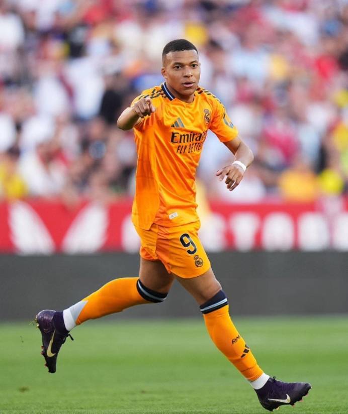 悲喜夜！国米遭绝平失争冠良机，巴萨17轮不败终结，姆巴佩冲金靴