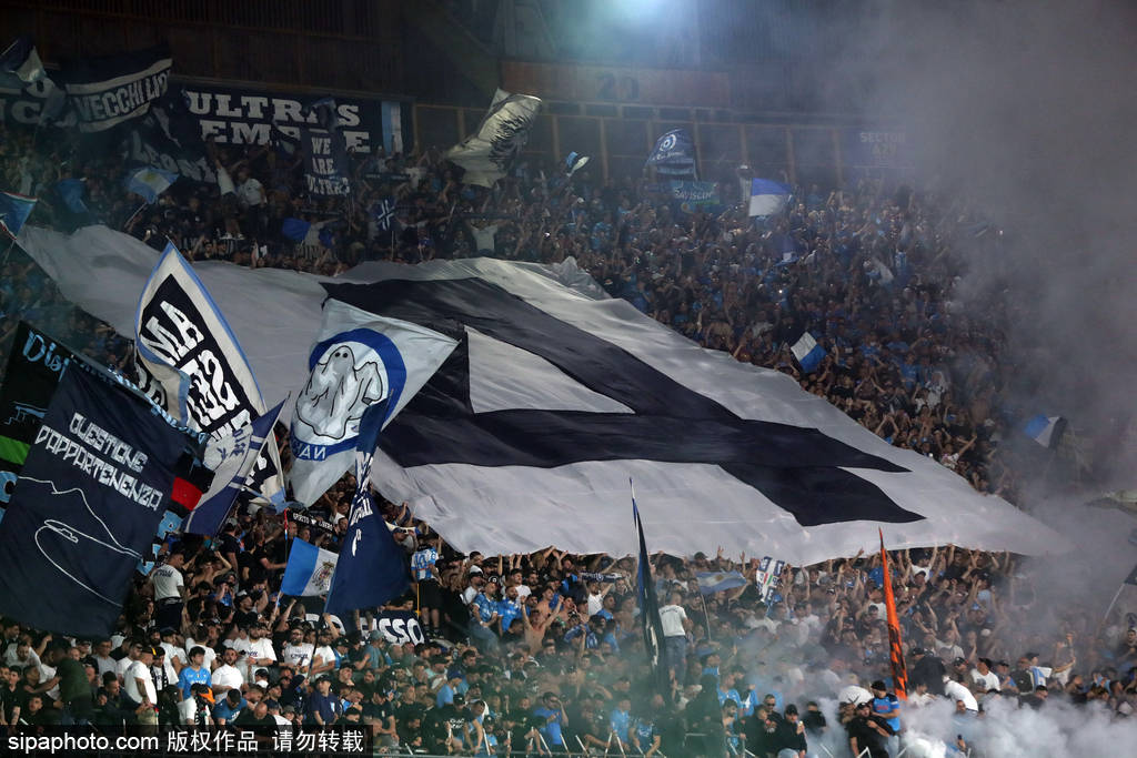 五大联赛冠军：巴萨那不勒斯时隔2年再登顶 利物浦英超称王